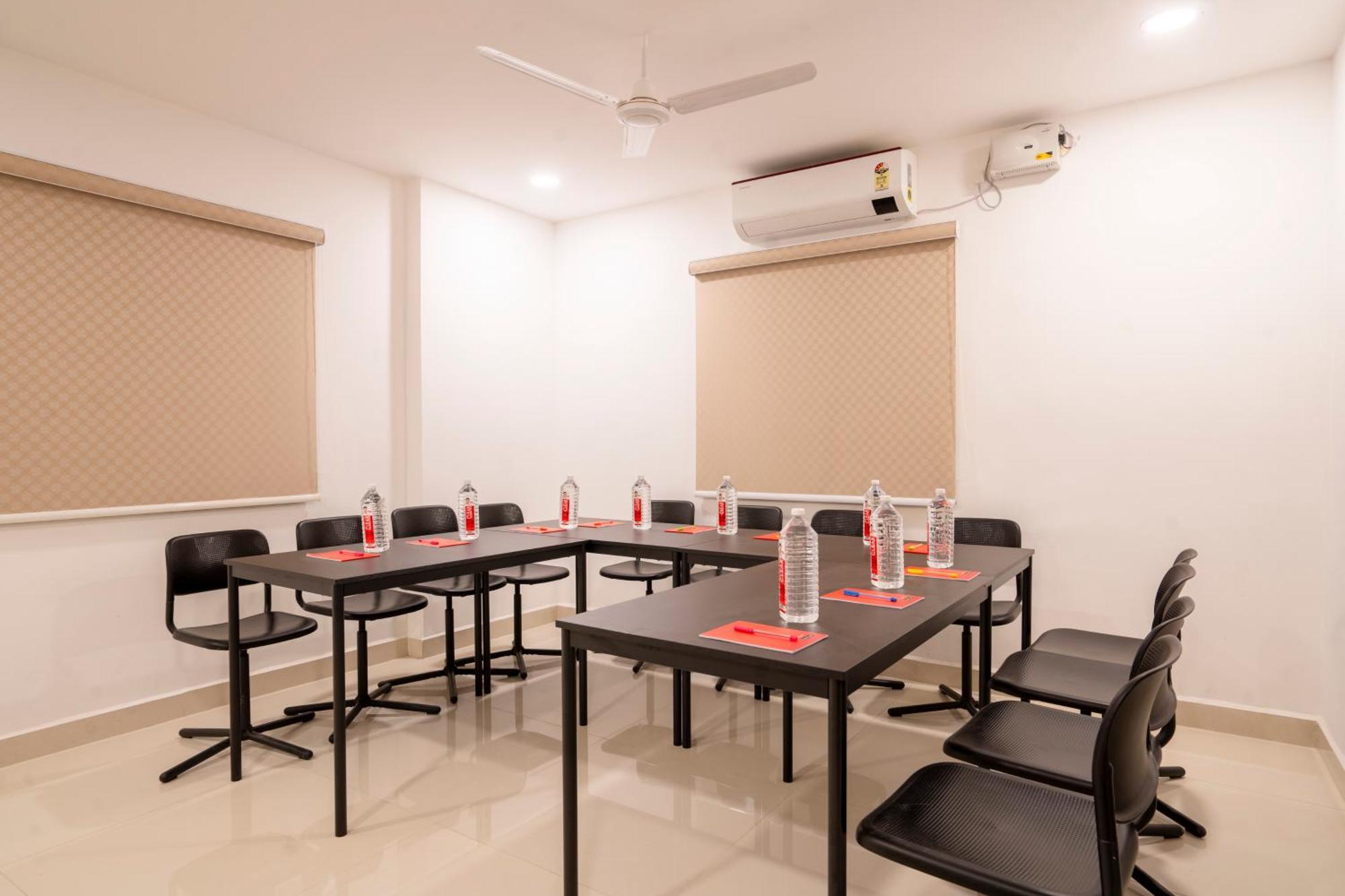 Hotel Treebo De Alphabet Gachibowli à Haïdarabad Extérieur photo